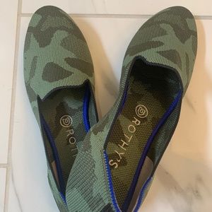 Rothy’s NEW NEVER WORN loafers olive camo W9.5
